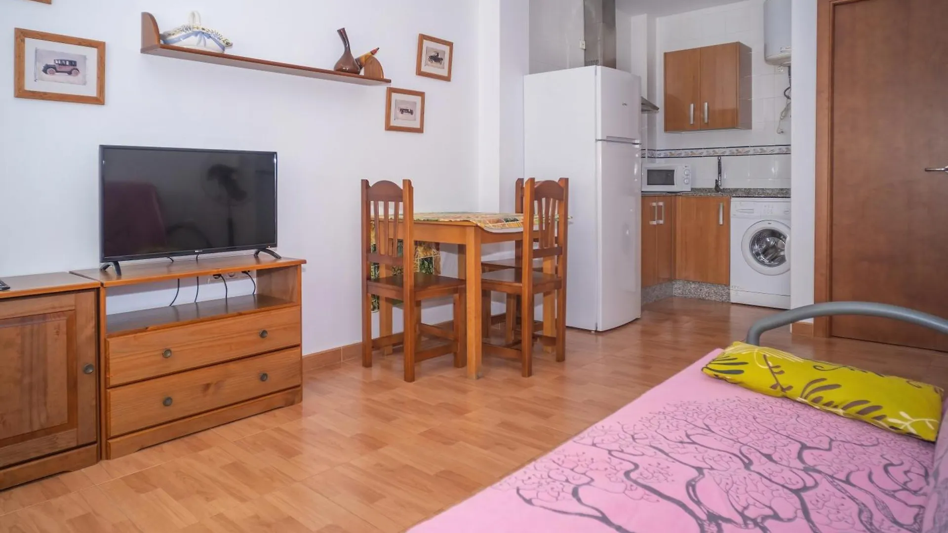 Apartamentos Tranquilos Conil Facil Aparcamiento Conil De La Frontera Apartment