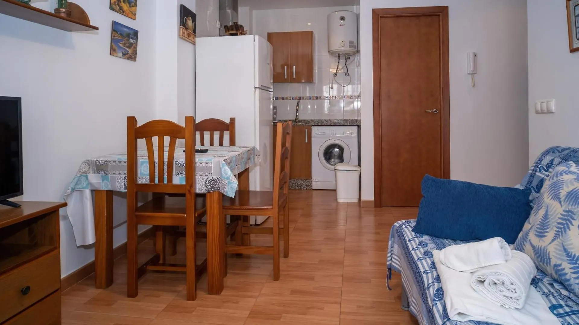 Apartment Apartamentos Tranquilos Conil Facil Aparcamiento Conil De La Frontera